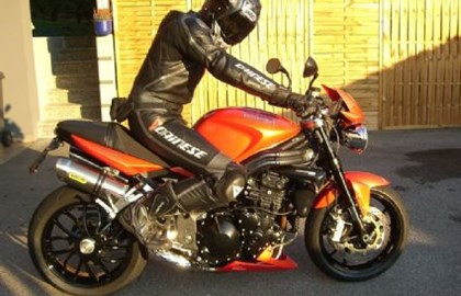 Triumph Speed Triple 1050 Custom Bike