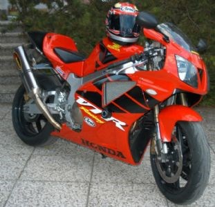 Umgebautes Motorrad Honda VTR 1000 SP-1 von SmartGeorg - Bild 1