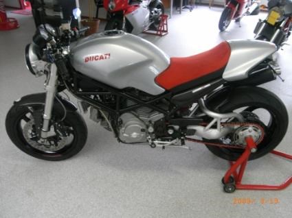 Umgebautes Motorrad Ducati Monster S2R 1000 von W.West Performance - Bild 3 Umgebautes Motorrad Ducati Monster S2R 1000 von W.West Performance - Bild 3