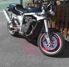 Suzuki GSX-R 1100 Suzuki GSX-R 1100