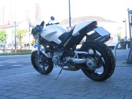 Umgebautes Motorrad Ducati Monster S2R 800 von W.West Performance - Bild 4 Umgebautes Motorrad Ducati Monster S2R 800 von W.West Performance - Bild 4