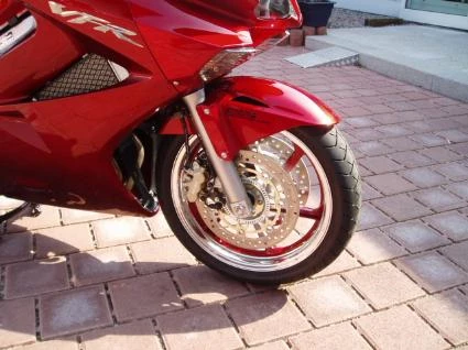 Umbgebautes Motorrad Honda VFR 800 F Bild 7: Umbgebautes Motorrad Honda VFR 800 F
