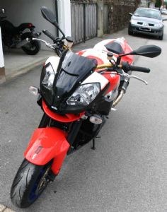 Umgebautes Motorrad Aprilia RSV 1000 Tuono R von eliaselias - Bild 4 Umgebautes Motorrad Aprilia RSV 1000 Tuono R von eliaselias - Bild 4