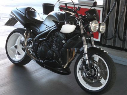 Gebrauchte Triumph Speed Triple 900 T 509