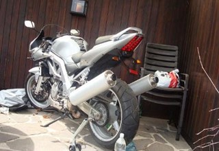 Suzuki SV 1000S Suzuki SV 1000S