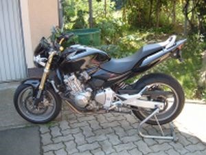 Umgebautes Motorrad Honda CB 600 F Hornet von Horn3t - Bild 1 Umgebautes Motorrad Honda CB 600 F Hornet von Horn3t - Bild 1