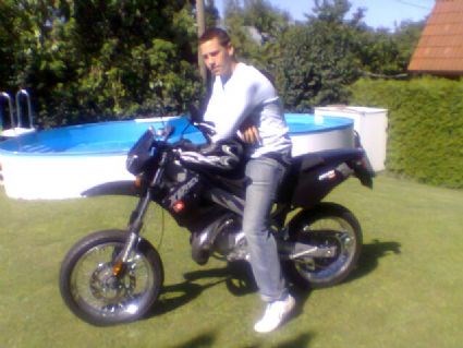 Umgebautes Motorrad Derbi Senda X-Race 50 SM von Dantschiel91 - Bild 1 Umgebautes Motorrad Derbi Senda X-Race 50 SM von Dantschiel91 - Bild 1