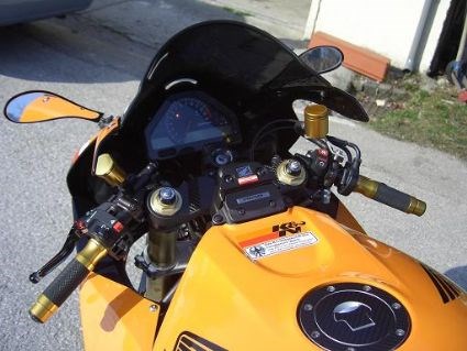 Umgebautes Motorrad Honda CBR1000RR Fireblade von CBRdriver - Bild 3 Umgebautes Motorrad Honda CBR1000RR Fireblade von CBRdriver - Bild 3