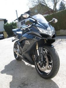 Umgebautes Motorrad Suzuki GSX-R 600 von R4CE - Bild 4 Umgebautes Motorrad Suzuki GSX-R 600 von R4CE - Bild 4