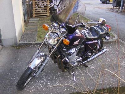 Umgebautes Motorrad Honda CB 750 von gogospario - Bild 2