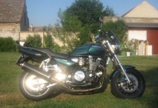 Yamaha XJR 1300 Yamaha XJR 1300