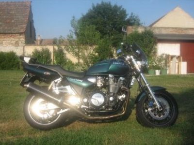 Umgebautes Motorrad Yamaha XJR 1300 von mother_in_law - Bild 1 Umgebautes Motorrad Yamaha XJR 1300 von mother_in_law - Bild 1