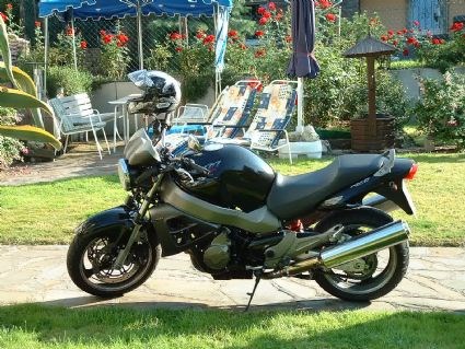 Umgebautes Motorrad Honda CB 1100 SF X-11 von oceanblues - Bild 2 Umgebautes Motorrad Honda CB 1100 SF X-11 von oceanblues - Bild 2