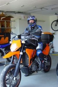 Umgebautes Motorrad KTM 950 Supermoto von funkisfips - Bild 1 Umgebautes Motorrad KTM 950 Supermoto von funkisfips - Bild 1