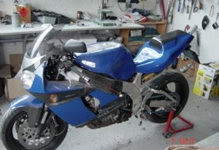 Yamaha YZF 750 R