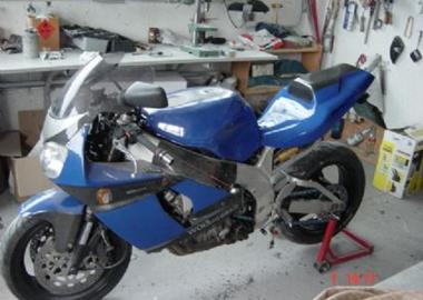 Gebrauchtmotorrad Yamaha YZF 750 R