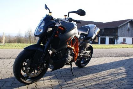 Umgebautes Motorrad KTM 990 Super Duke von goofy990 - Bild 4 Umgebautes Motorrad KTM 990 Super Duke von goofy990 - Bild 4