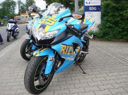 Umgebautes Motorrad Suzuki GSX-R 750 von Motorrad Schenk Idstein GbR. - Bild 2 Umgebautes Motorrad Suzuki GSX-R 750 von Motorrad Schenk Idstein GbR. - Bild 2