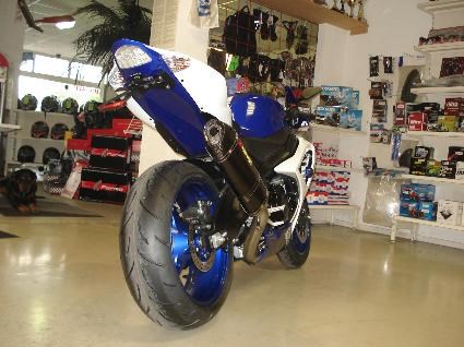 Umgebautes Motorrad Suzuki GSX-R 1000 von Motorrad Schenk Idstein GbR. - Bild 6 Umgebautes Motorrad Suzuki GSX-R 1000 von Motorrad Schenk Idstein GbR. - Bild 6