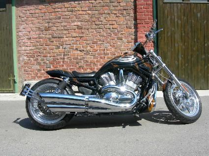 Umgebautes Motorrad Harley-Davidson V-Rod VRSCA von HK-Technik Kemeter OG - Bild 1 Umgebautes Motorrad Harley-Davidson V-Rod VRSCA von HK-Technik Kemeter OG - Bild 1