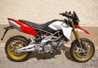 Aprilia Dorsoduro 750