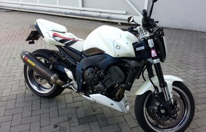 Yamaha FZ1 Custom Bike