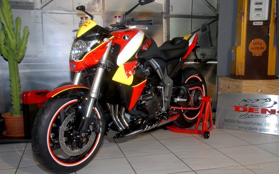 Umgebautes Motorrad Honda CB 1000 R von Zweiradparadies Denk GmbH & Co. KG - Bild 2 Umgebautes Motorrad Honda CB 1000 R von Zweiradparadies Denk GmbH & Co. KG - Bild 2