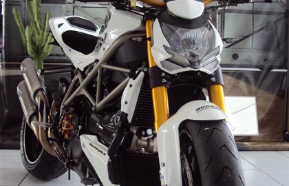 Ducati Streetfighter S Custom Bike