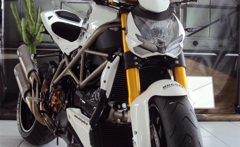 Umbgebautes Motorrad Ducati Streetfighter S Bild 1: Umbgebautes Motorrad Ducati Streetfighter S