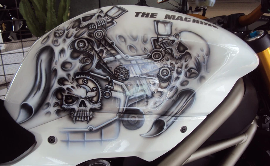 Umbgebautes Motorrad Ducati Streetfighter S Bild 2: Umbgebautes Motorrad Ducati Streetfighter S