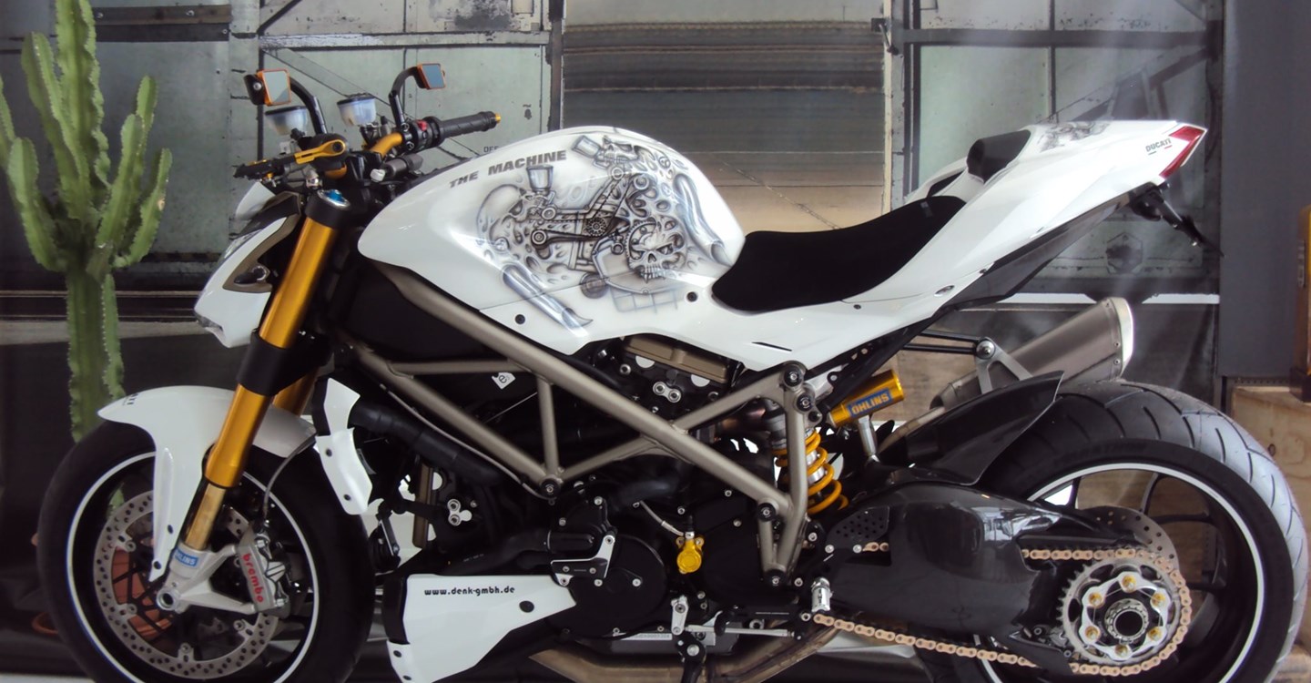 Umbgebautes Motorrad Ducati Streetfighter S