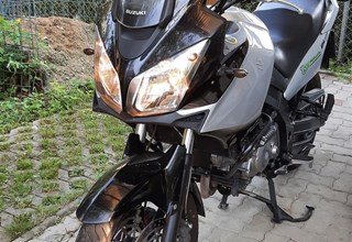 Suzuki V-Strom 650 Suzuki V-Strom 650