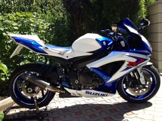 Suzuki GSX-R 750 Custom Bike Suzuki GSX-R 750 Custom Bike