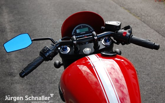 Umgebautes Motorrad Triumph Thruxton von Jürgen Schnaller, Motorräder-Zubehör - Bild 11 Umgebautes Motorrad Triumph Thruxton von Jürgen Schnaller, Motorräder-Zubehör - Bild 11