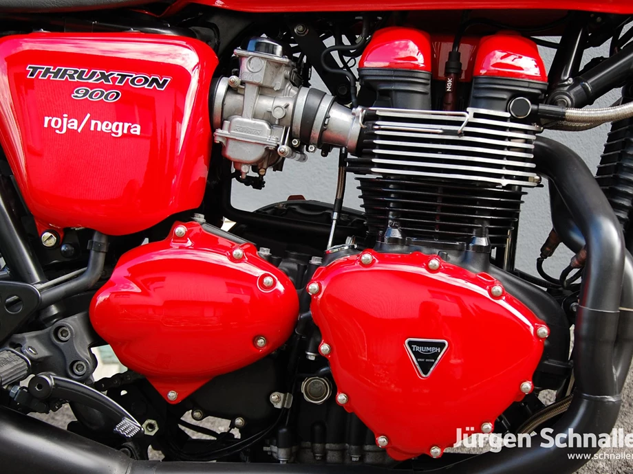 Umbgebautes Motorrad Triumph Thruxton Bild 7: Umbgebautes Motorrad Triumph Thruxton