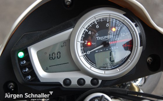 Umgebautes Motorrad Triumph Street Triple von Jürgen Schnaller, Motorräder-Zubehör - Bild 5 Umgebautes Motorrad Triumph Street Triple von Jürgen Schnaller, Motorräder-Zubehör - Bild 5
