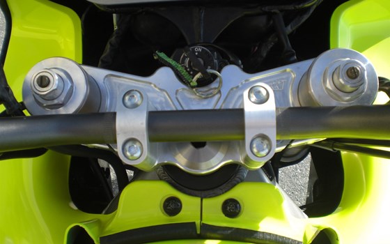 Umgebautes Motorrad Kawasaki ZX-9R Ninja von Motorrad Service Scheibe - Bild 6 Umgebautes Motorrad Kawasaki ZX-9R Ninja von Motorrad Service Scheibe - Bild 6