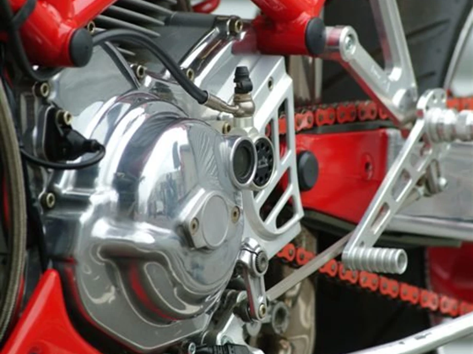 Umbgebautes Motorrad Ducati Monster 1000 S Bild 4: Umbgebautes Motorrad Ducati Monster 1000 S
