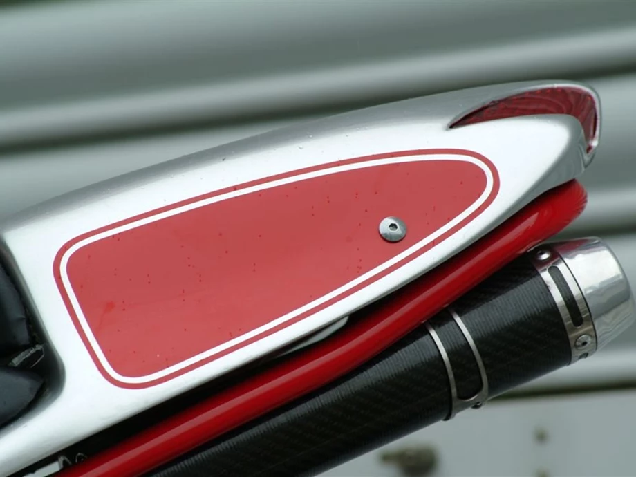 Umbgebautes Motorrad Ducati Monster 1000 S Bild 5: Umbgebautes Motorrad Ducati Monster 1000 S