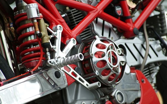 Umgebautes Motorrad Ducati Monster 1000 S von Schilling IM Racing GmbH & Co. KG - Bild 7 Umgebautes Motorrad Ducati Monster 1000 S von Schilling IM Racing GmbH & Co. KG - Bild 7