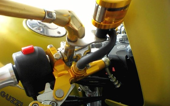 Umgebautes Motorrad Moto Guzzi V7 Café Classic von moto.gundy - Bild 5 Umgebautes Motorrad Moto Guzzi V7 Café Classic von moto.gundy - Bild 5