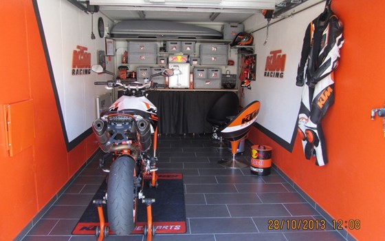Umgebautes Motorrad KTM 990 Supermoto R von promitho - Bild 9 Umgebautes Motorrad KTM 990 Supermoto R von promitho - Bild 9