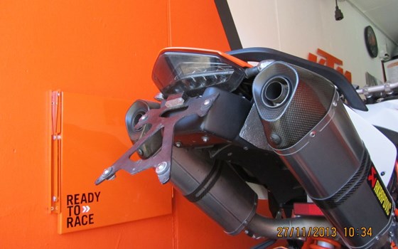 Umgebautes Motorrad KTM 990 Supermoto R von promitho - Bild 3 Umgebautes Motorrad KTM 990 Supermoto R von promitho - Bild 3