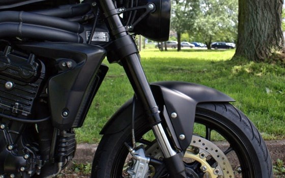 Umgebautes Motorrad Triumph Speed Triple 1050 von MSG Moto-Shop-Gera TEAM BAUCH OHG - Bild 10 Umgebautes Motorrad Triumph Speed Triple 1050 von MSG Moto-Shop-Gera TEAM BAUCH OHG - Bild 10
