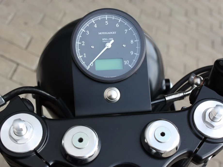 Umbgebautes Motorrad Triumph Thruxton Bild 11: Umbgebautes Motorrad Triumph Thruxton