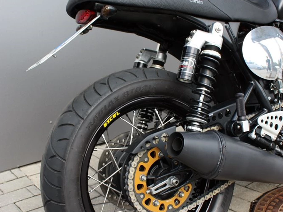 Umbgebautes Motorrad Triumph Thruxton Bild 22: Umbgebautes Motorrad Triumph Thruxton