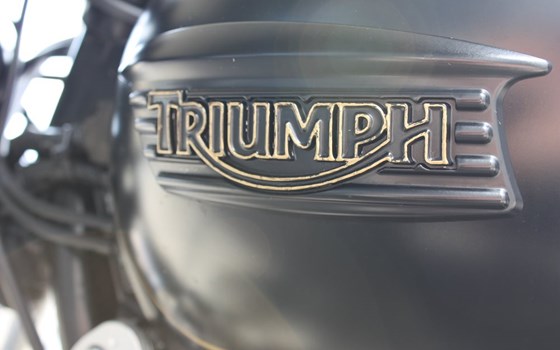 Umgebautes Motorrad Triumph Thruxton von MSG Moto-Shop-Gera TEAM BAUCH OHG - Bild 20 Umgebautes Motorrad Triumph Thruxton von MSG Moto-Shop-Gera TEAM BAUCH OHG - Bild 20