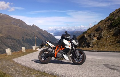 KTM 990 Super Duke R Custom Bike