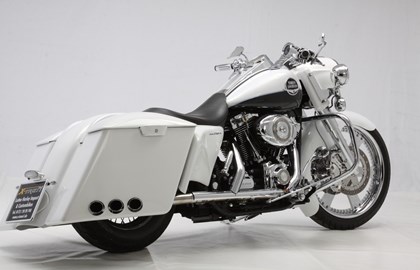 Harley-Davidson Road King Classic FLHRC Custom Bike