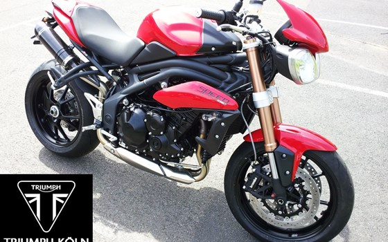 Umgebautes Motorrad Triumph Speed Triple 1050 von Motorradhaus Löhmer GmbH - Bild 1 Umgebautes Motorrad Triumph Speed Triple 1050 von Motorradhaus Löhmer GmbH - Bild 1